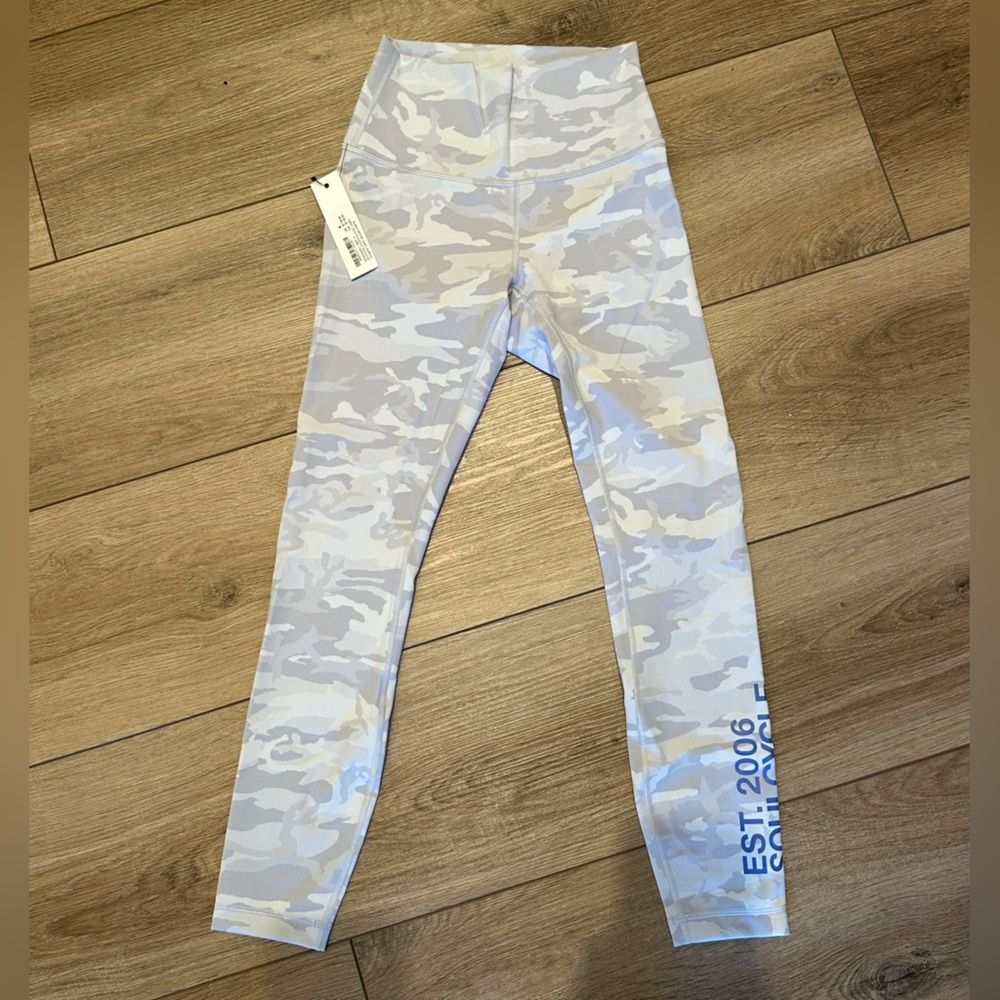 Lululemon x Soulcycle Wunder Under Alpine Camo size 4